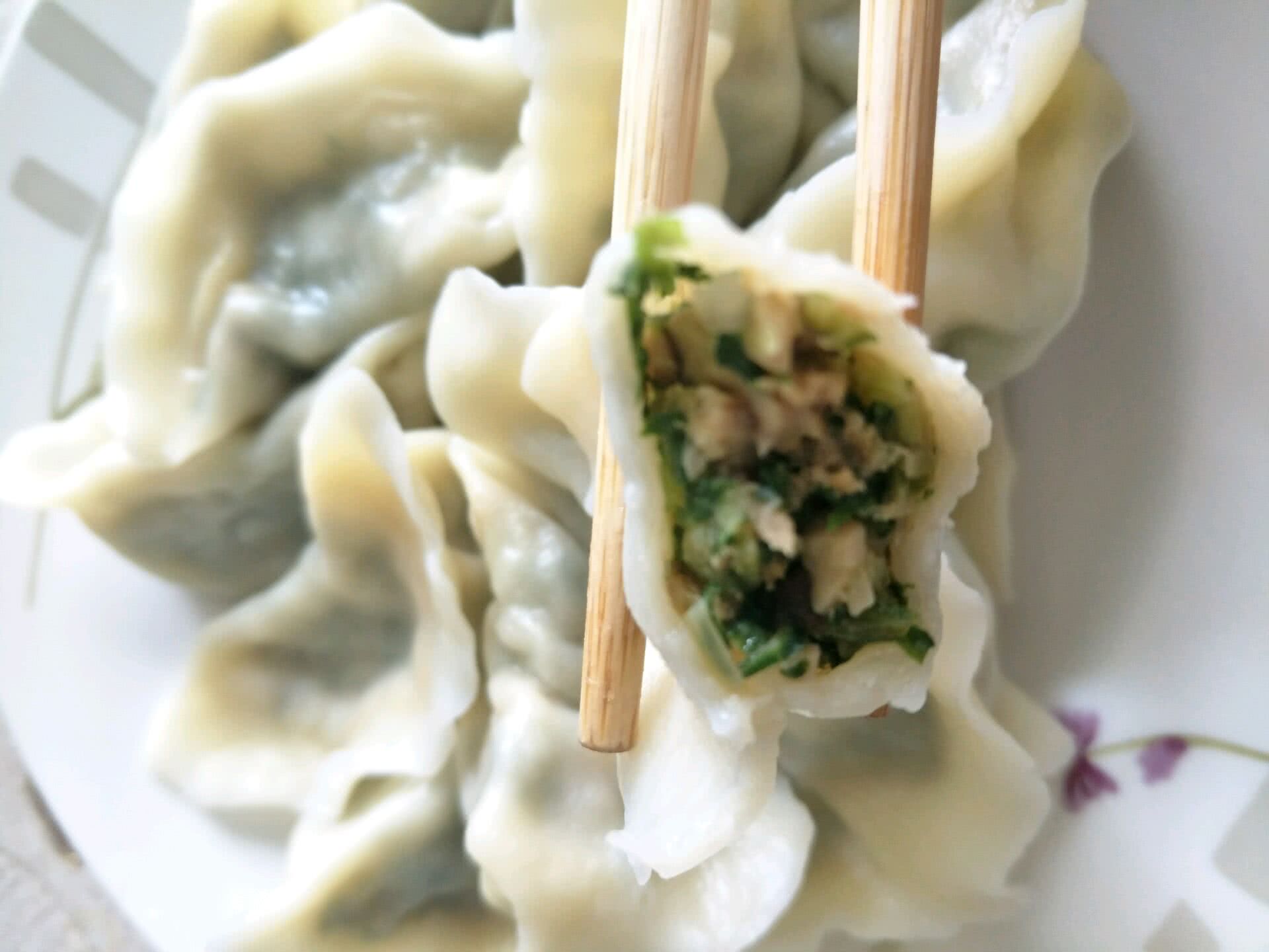 猪肉香菇小白菜饺子
