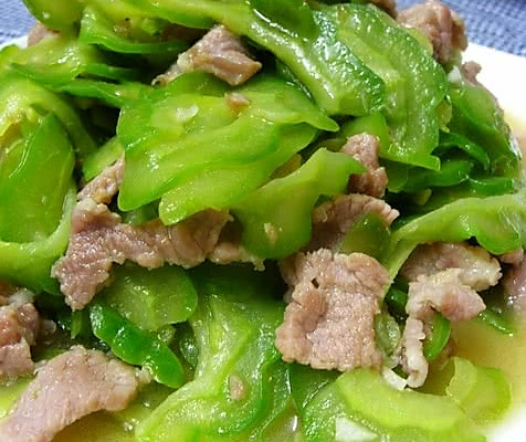 凉瓜炒肉片