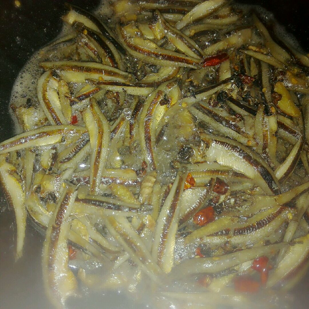 香酥炸银鱼怎么做_香酥炸银鱼的做法_阿罗al_豆果美食
