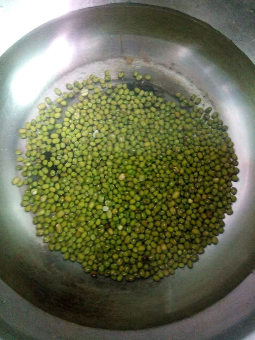 消暑绿豆汤的做法图解1