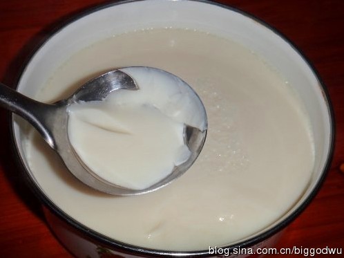 9. 看吧又嫩又白的豆腐做出来了.