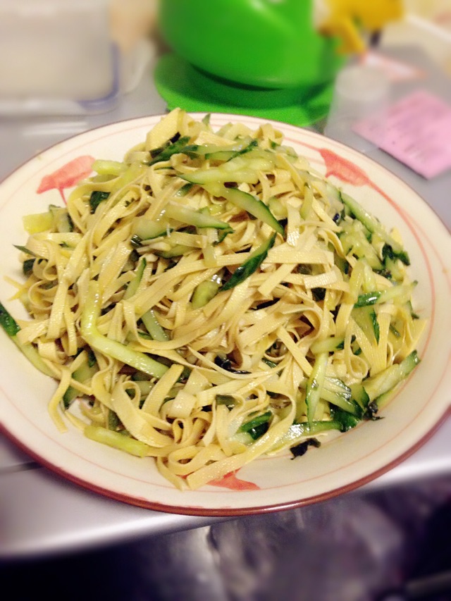 麻油1茶匙 「新手入门」爽口凉菜的做法步骤 分类: 本菜谱的