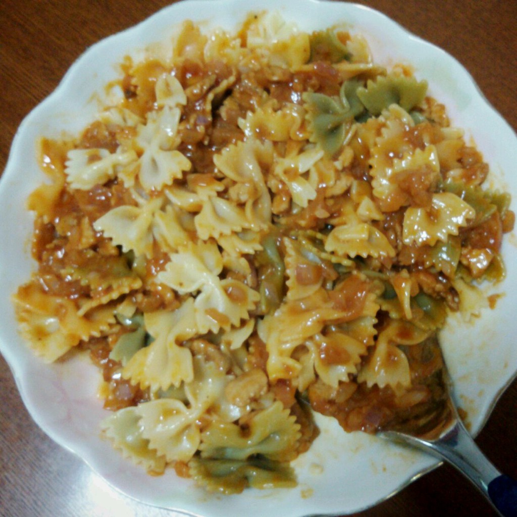 番茄肉酱蝴蝶意面的做法_【图解】番茄肉酱蝴蝶意面怎么做如何做好吃_
