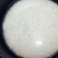 美味瞬间就吃光光的孩子,只用一个电饭锅就一次吃150克的鸡胸肉图片