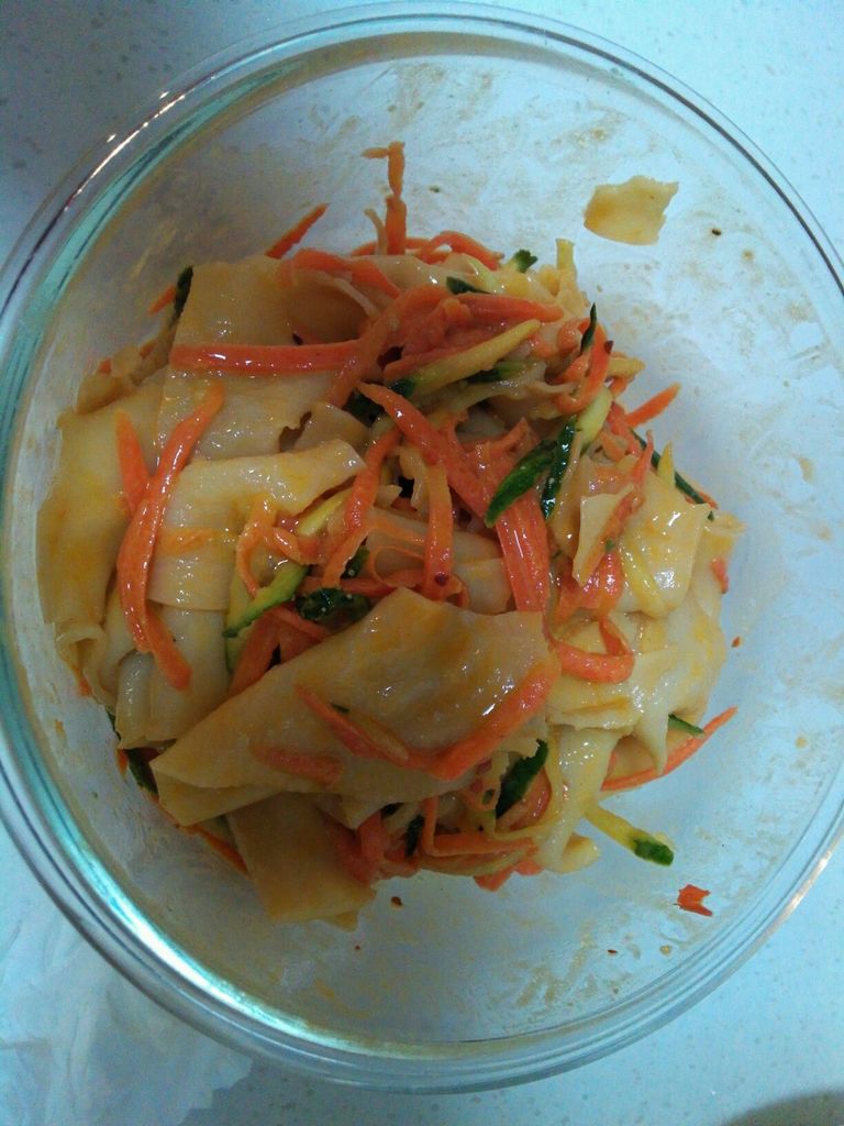 凉拌面皮