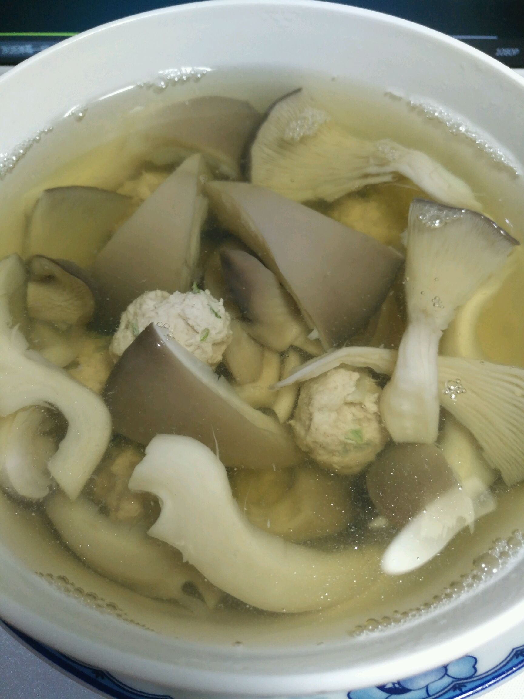 肉丸蘑菇汤的做法图解10
