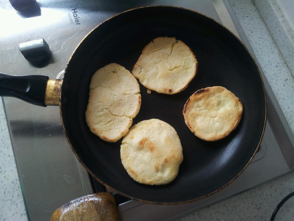 鸡蛋糯米饼