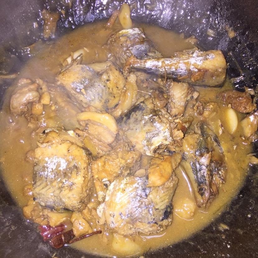 燕鱼炖五花肉或土豆条