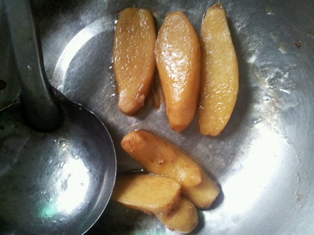 把辣味洗干净,喜欢,去皮食品一些的,把生姜切片,不喜欢,就掰成一品生姜优绿图片
