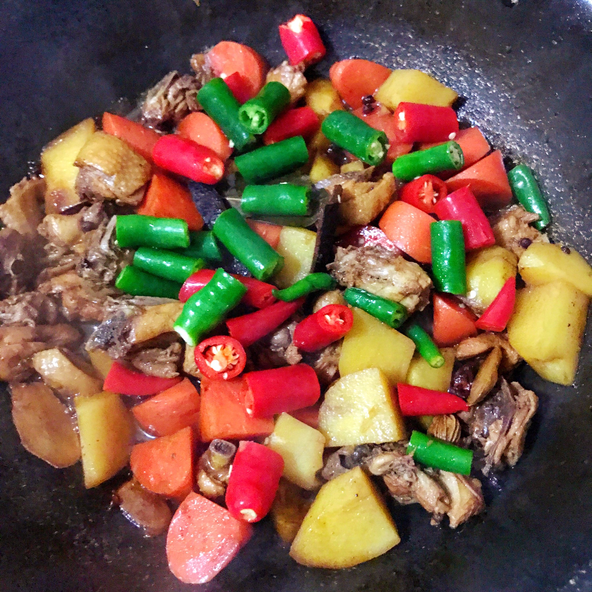 土豆烧鸡