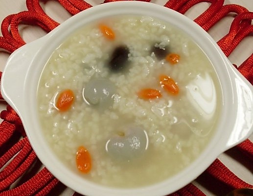 Բ