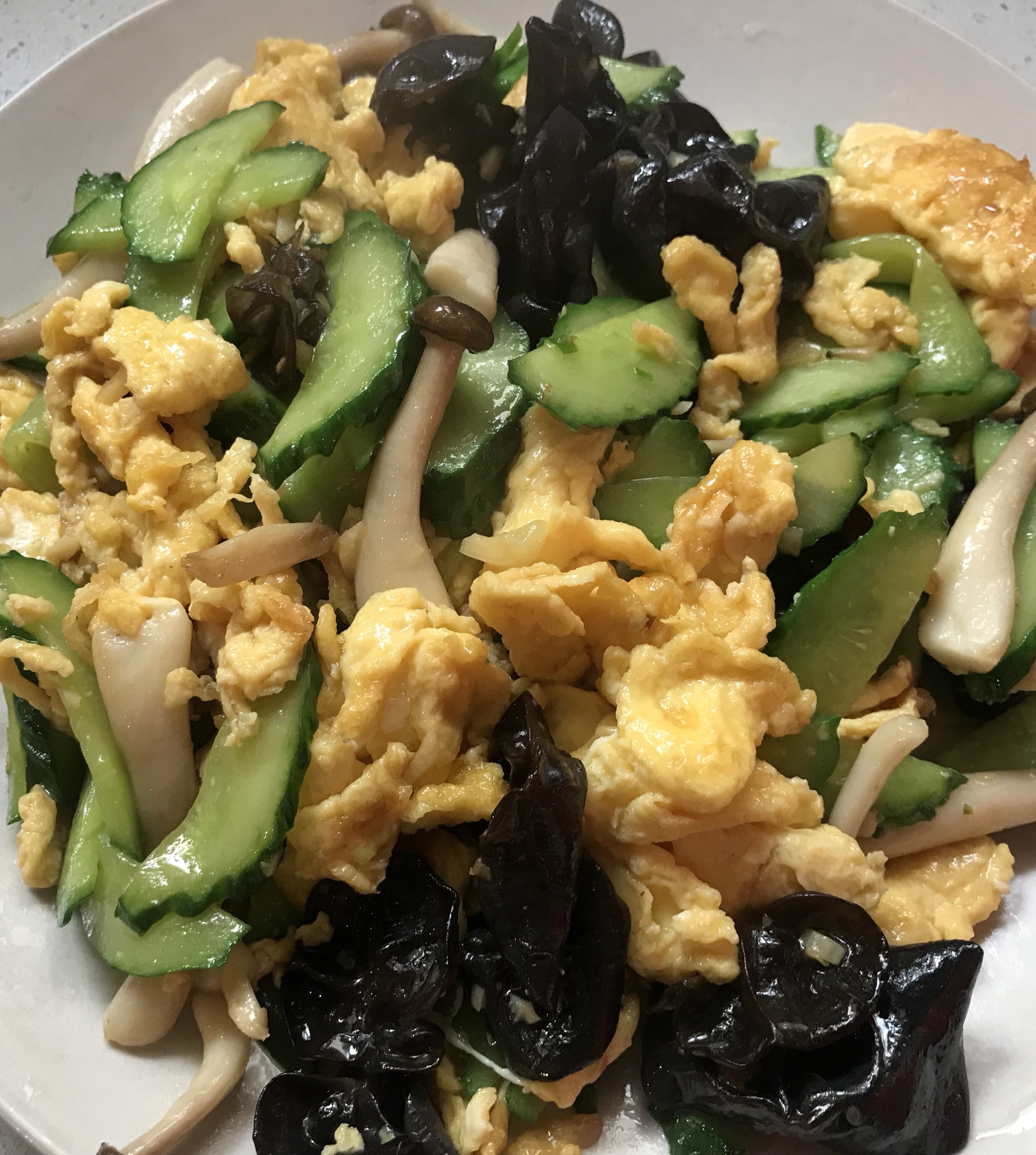 黄瓜木耳炒鸡蛋