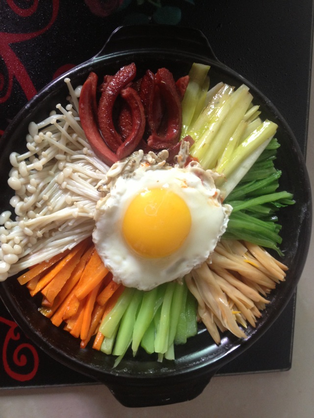 韩式石锅拌饭