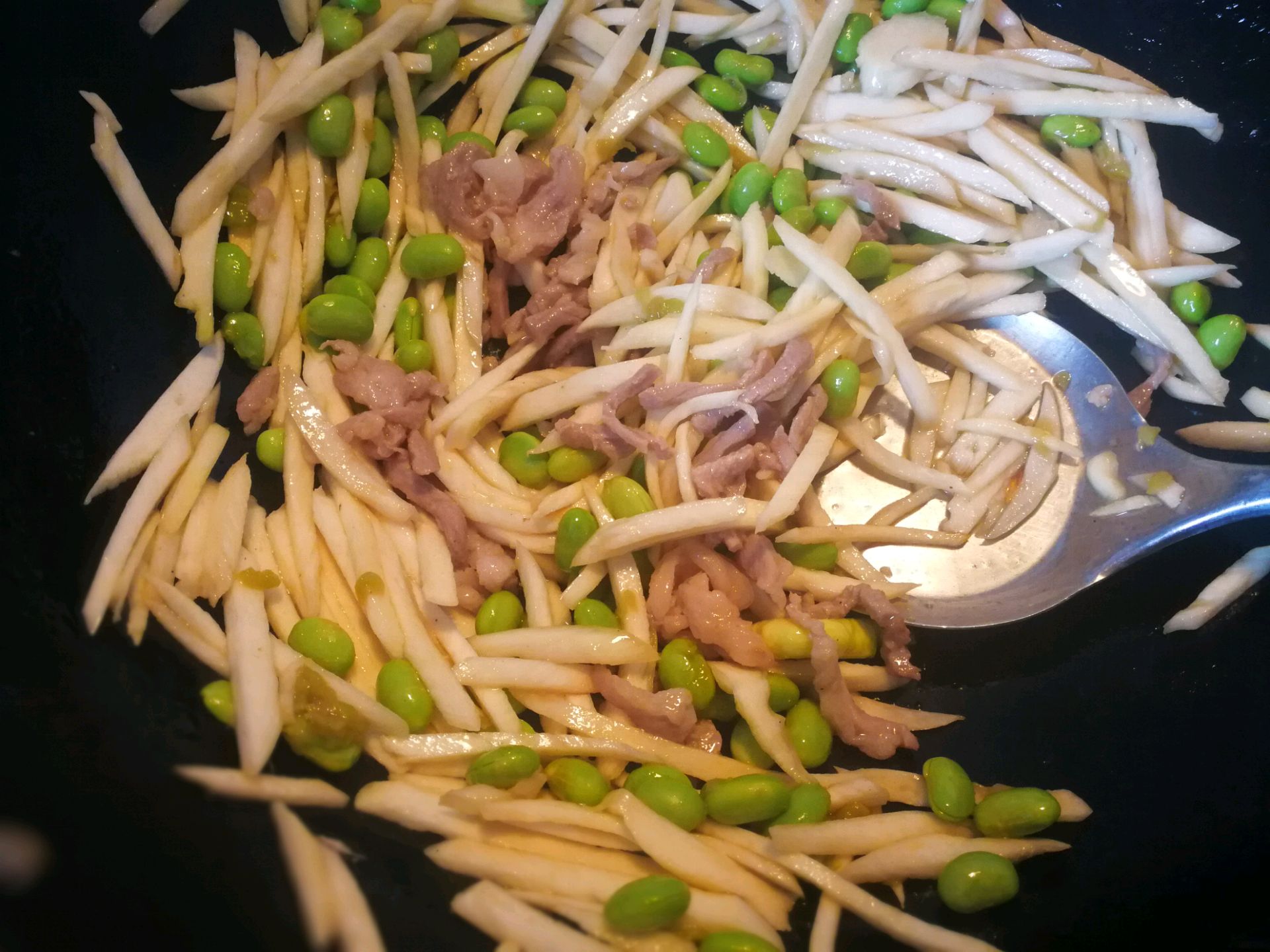 茭白毛豆炒肉丝#单挑夏天