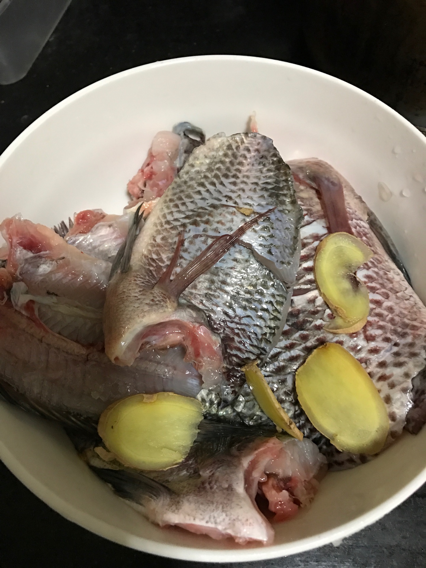 坛子鱼怎么做_坛子鱼的做法_豆果美食