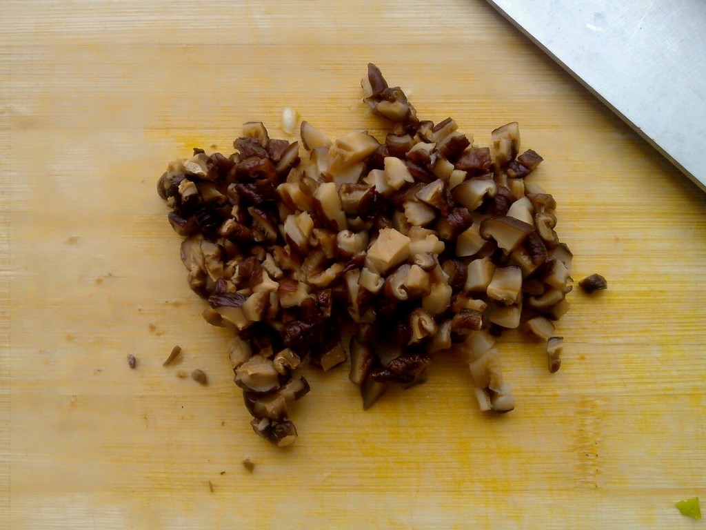 香菇如何切片图解,香菇切片,香菇米线(第15页)_大山谷图库