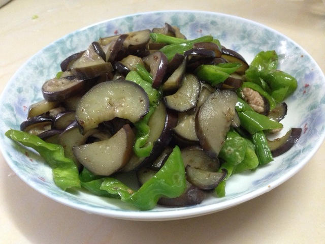 峴