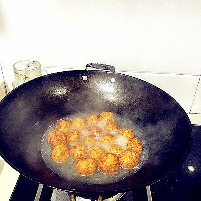 糯米丸子家常做法要放油吗 400_24a28052d5047e9e7727269218da070a.jpg