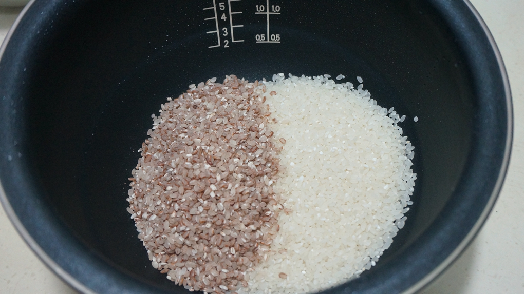 红粳米饭