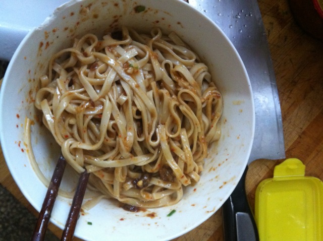 挂面版油泼面