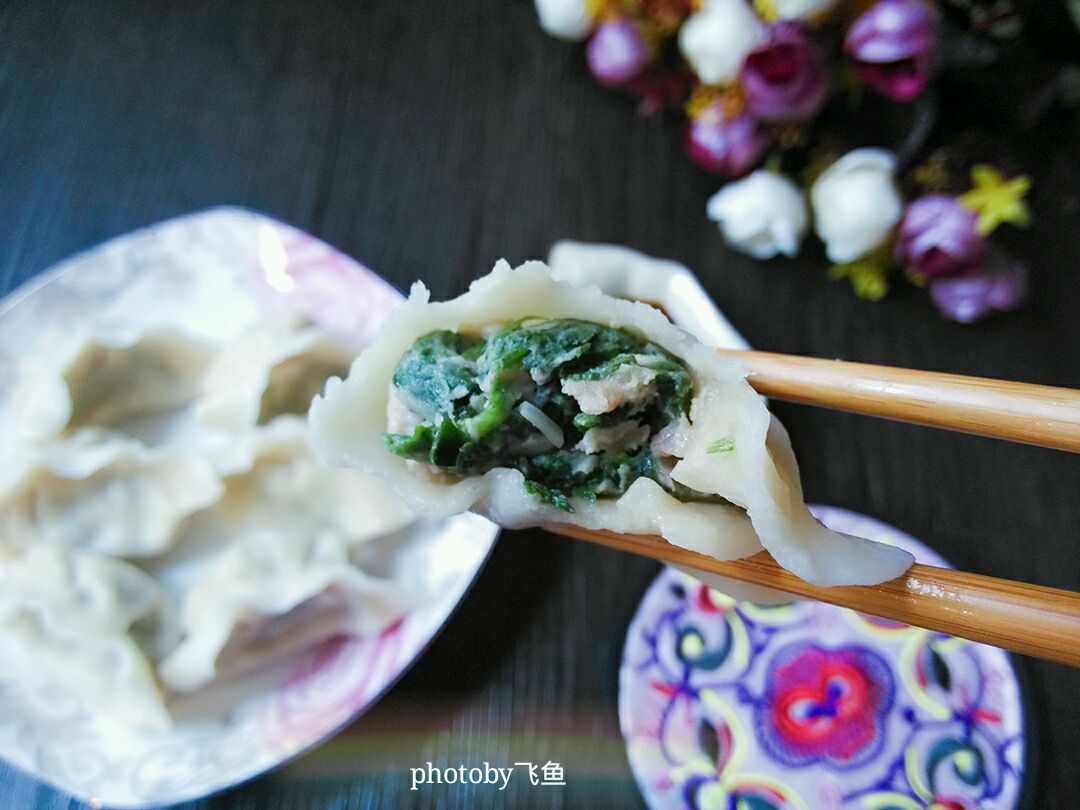 荠菜猪肉大水饺