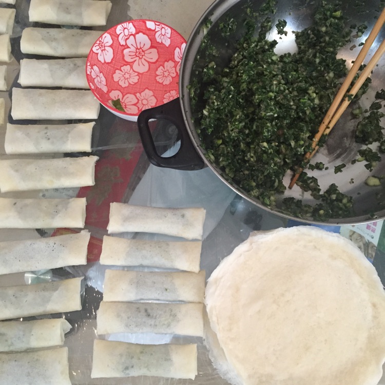 荠菜(地菜)鲜肉春卷的做法步骤
