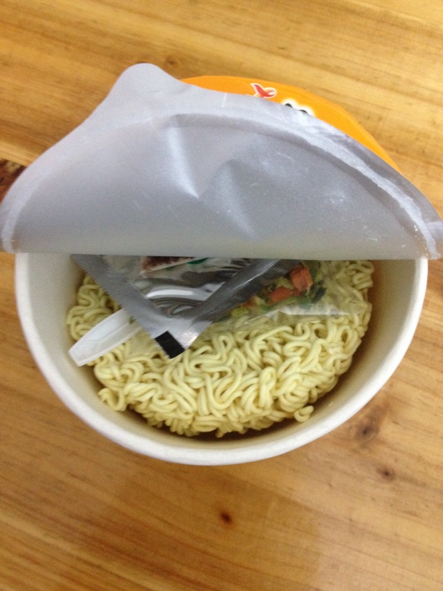 鸡蛋泡面