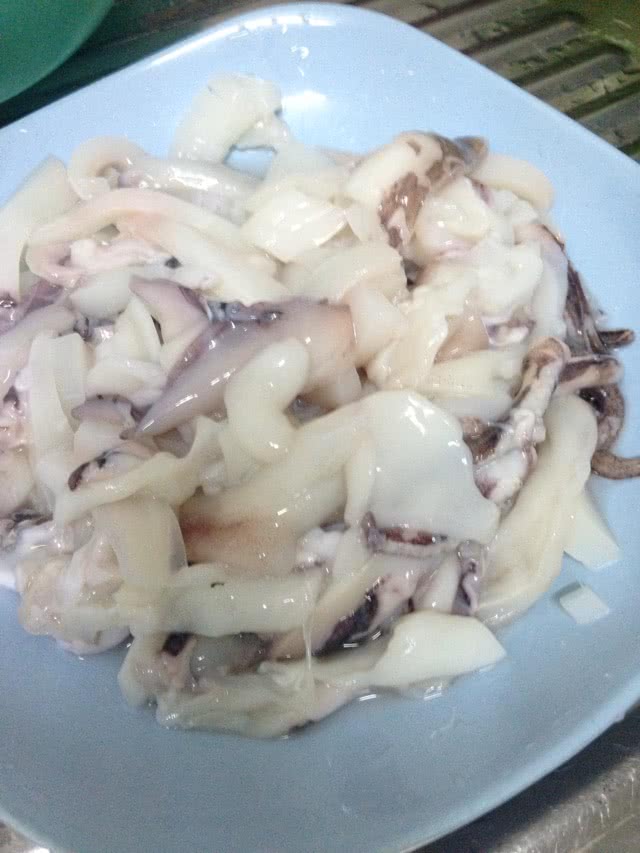 清炒小墨鱼的做法步骤