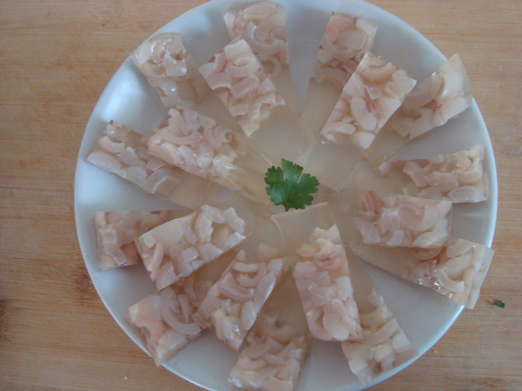 大厨教你水晶猪皮冻做法，简单家常，营养美味，一次一斤不够吃 - 哔哩哔哩