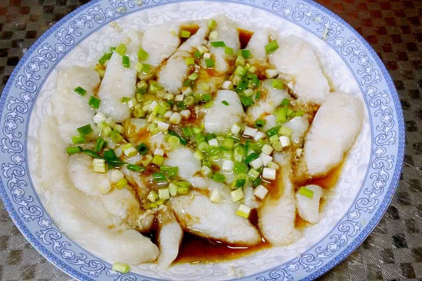 料酒2勺 食用油适量 宝宝辅食菜谱:清蒸龙利鱼的做法步骤 小贴士 1.图片