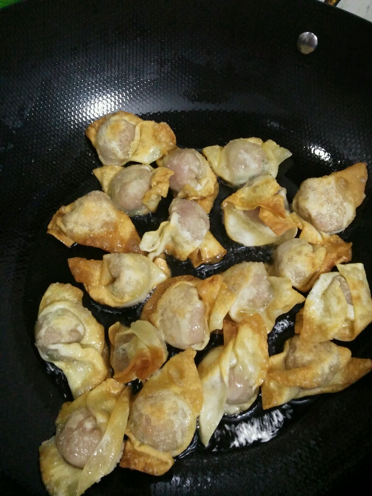 包菜炒饺子