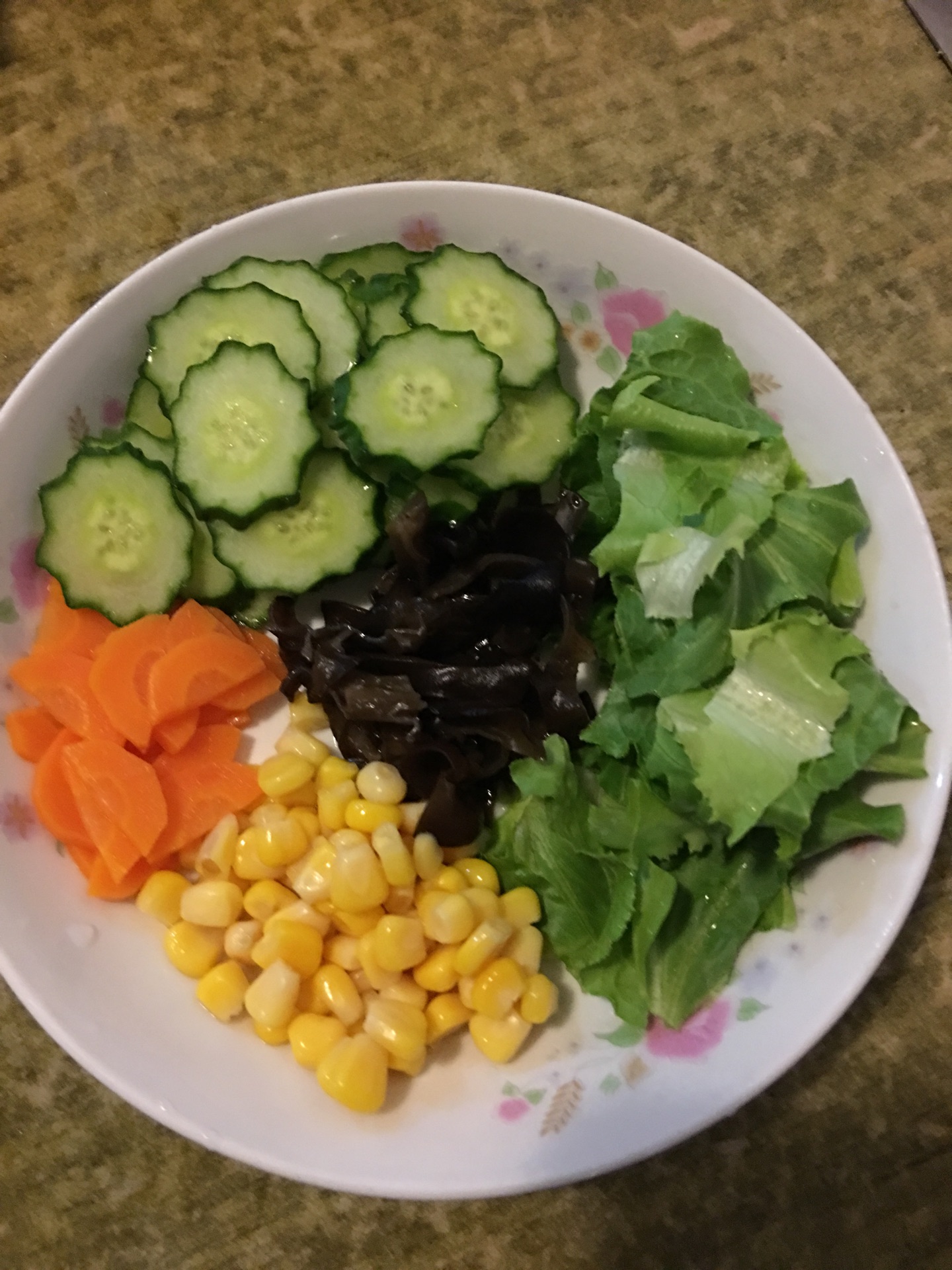 简单的蔬菜沙拉#丘比沙拉汁#的做法步骤