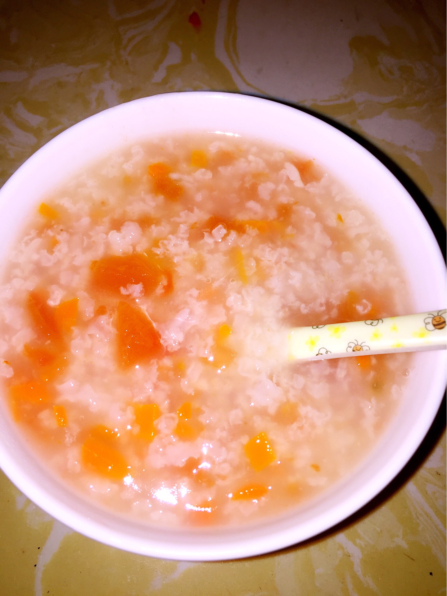 西红柿胡萝卜粥宝宝辅食