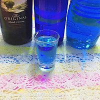 蓝色水母鸡尾酒