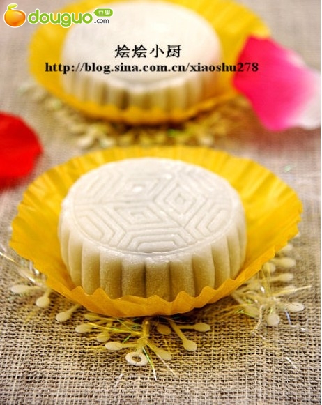 豆沙冰皮月饼