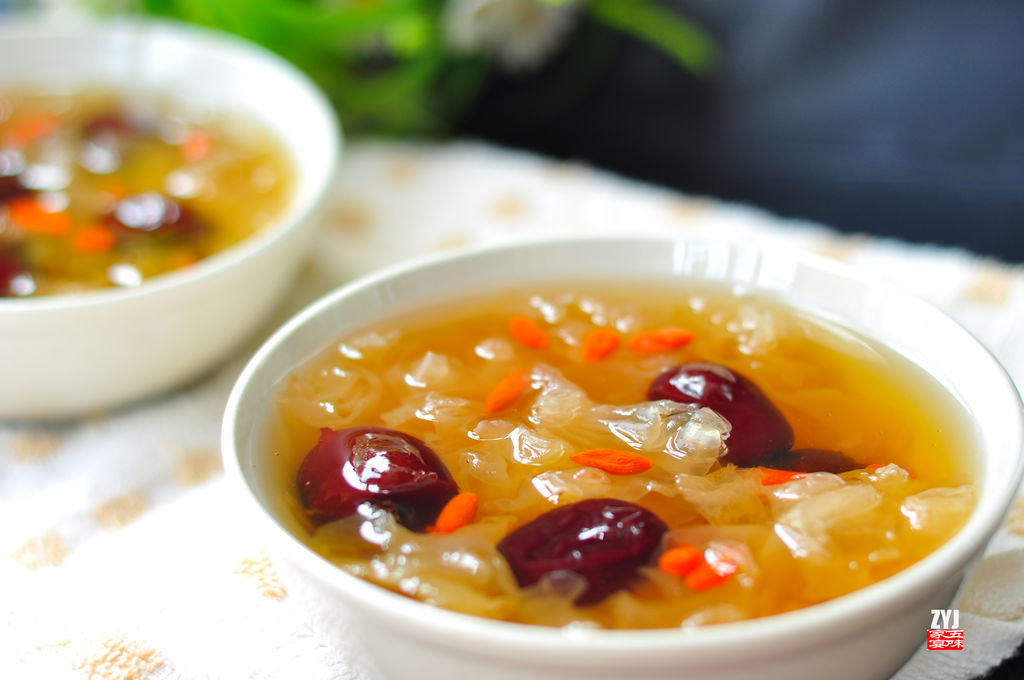 鼦ˮ Ů Ӹ Բˮ 