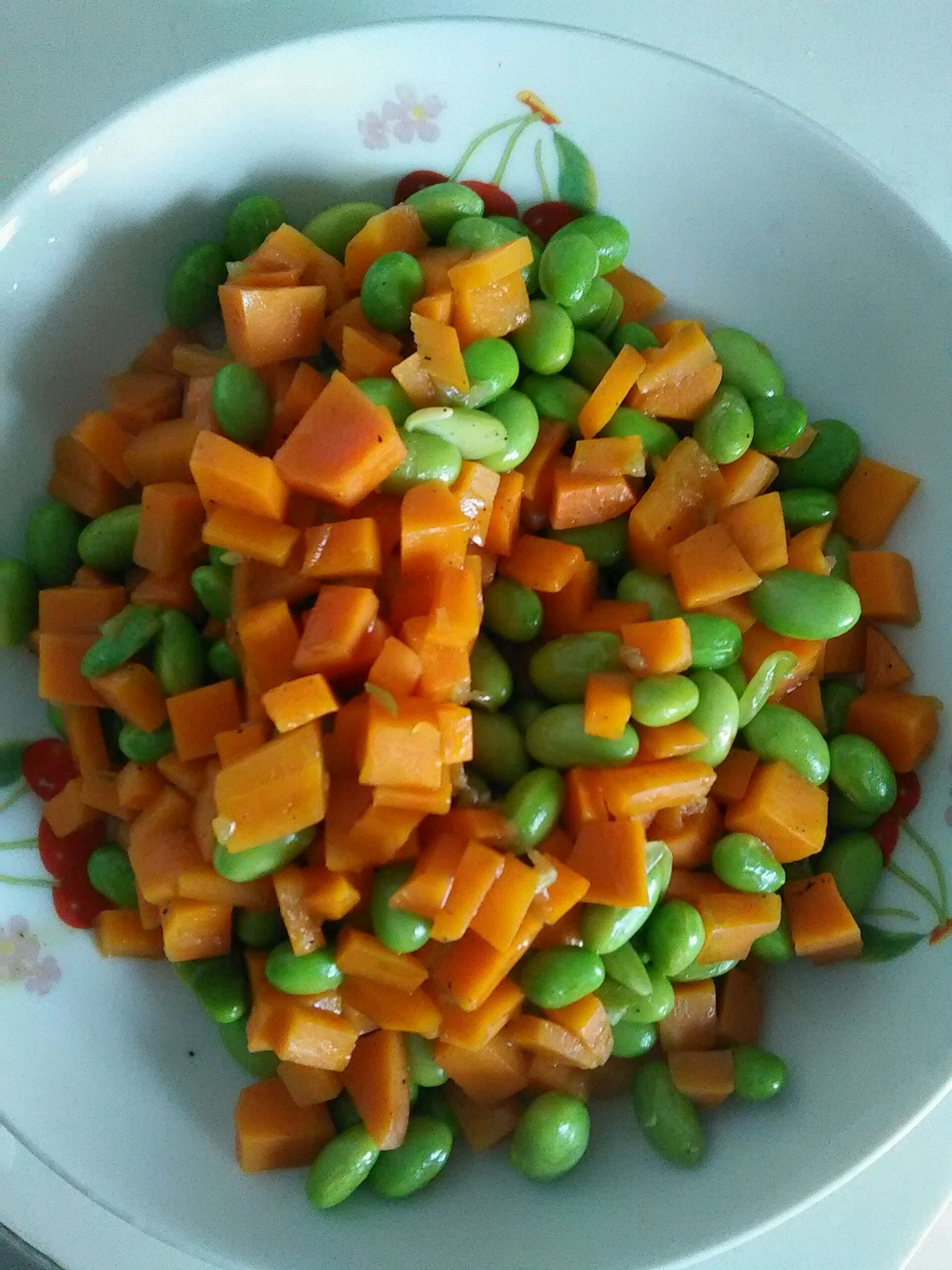 肉丁炒玉米粒豌豆胡萝卜怎么做_肉丁炒玉米粒豌豆胡萝卜的做法_豆果美食