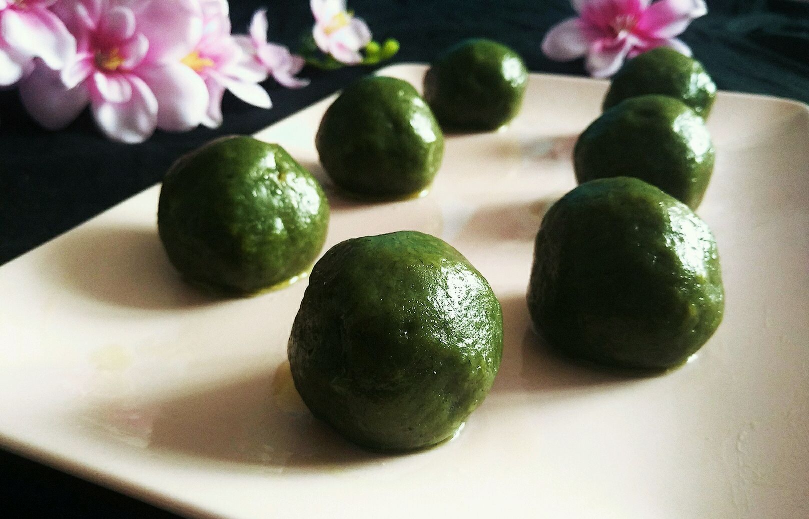 菠菜青团的做法
