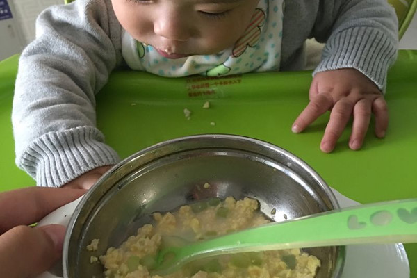 宝宝虾米蛋黄黄瓜粥的做法_【图解】宝宝虾米