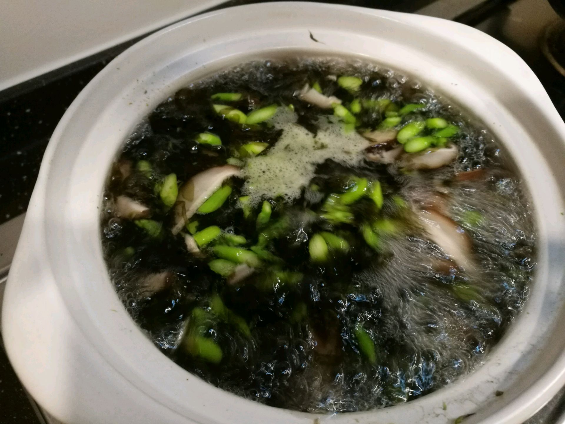 紫菜芦笋汤