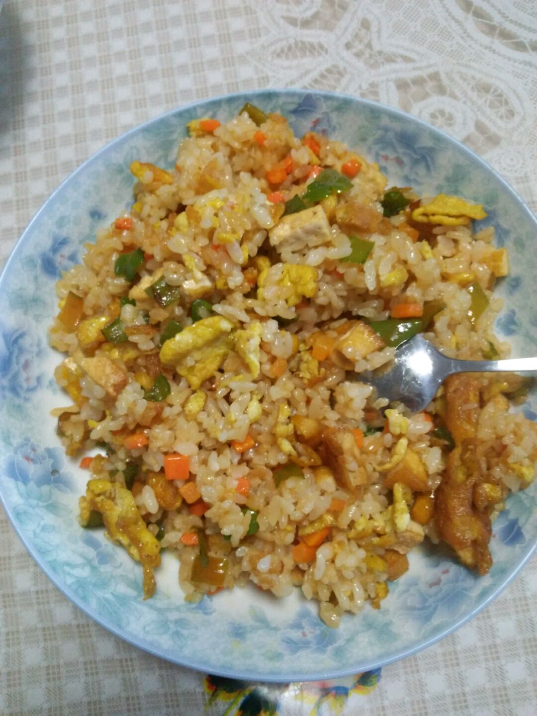 时蔬鸡蛋酱油炒饭