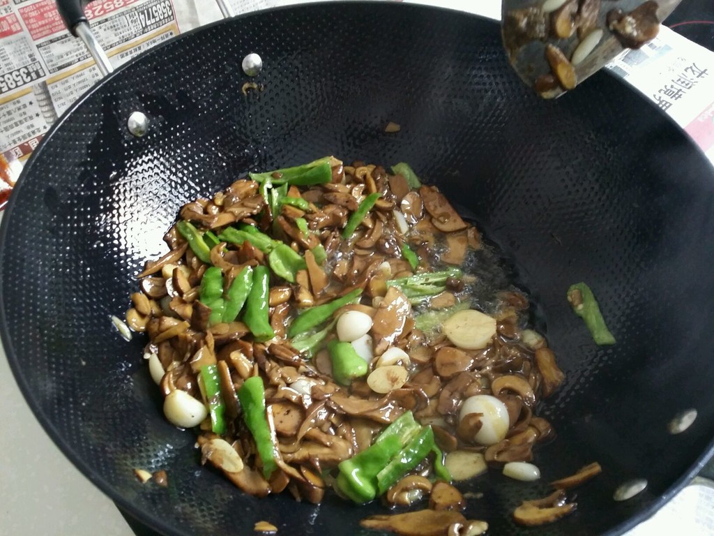 青椒炒见风青