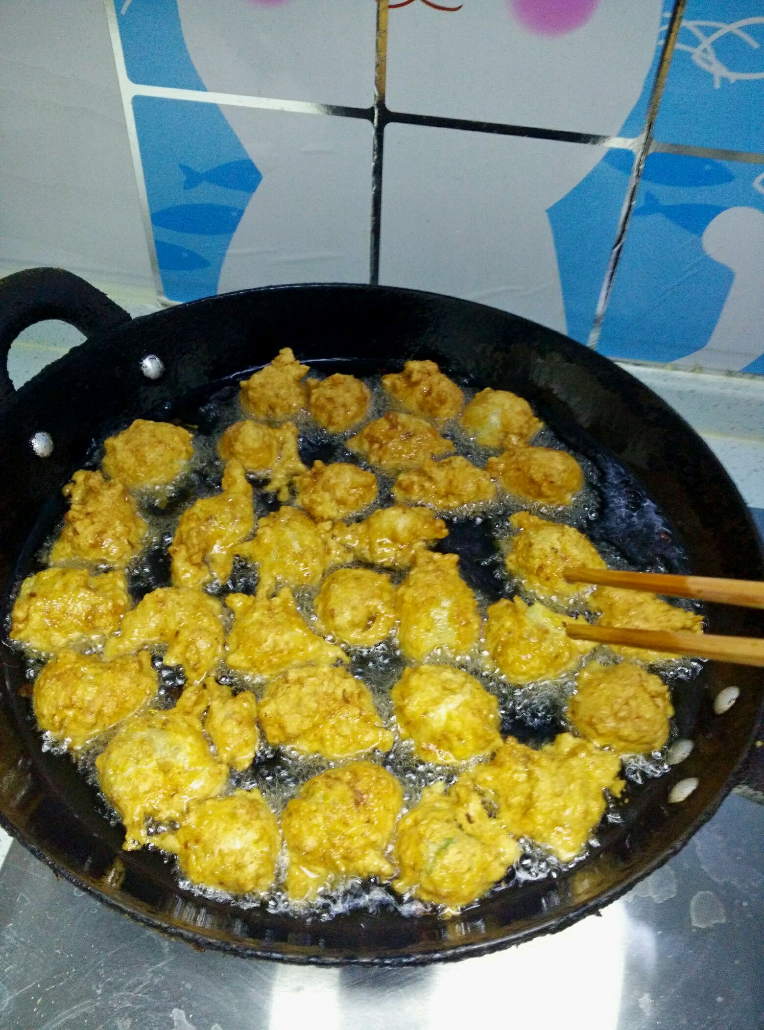 炸牛肉丸子的做法