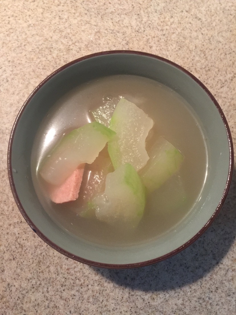 这样冬瓜汤就做好了.清淡美味.