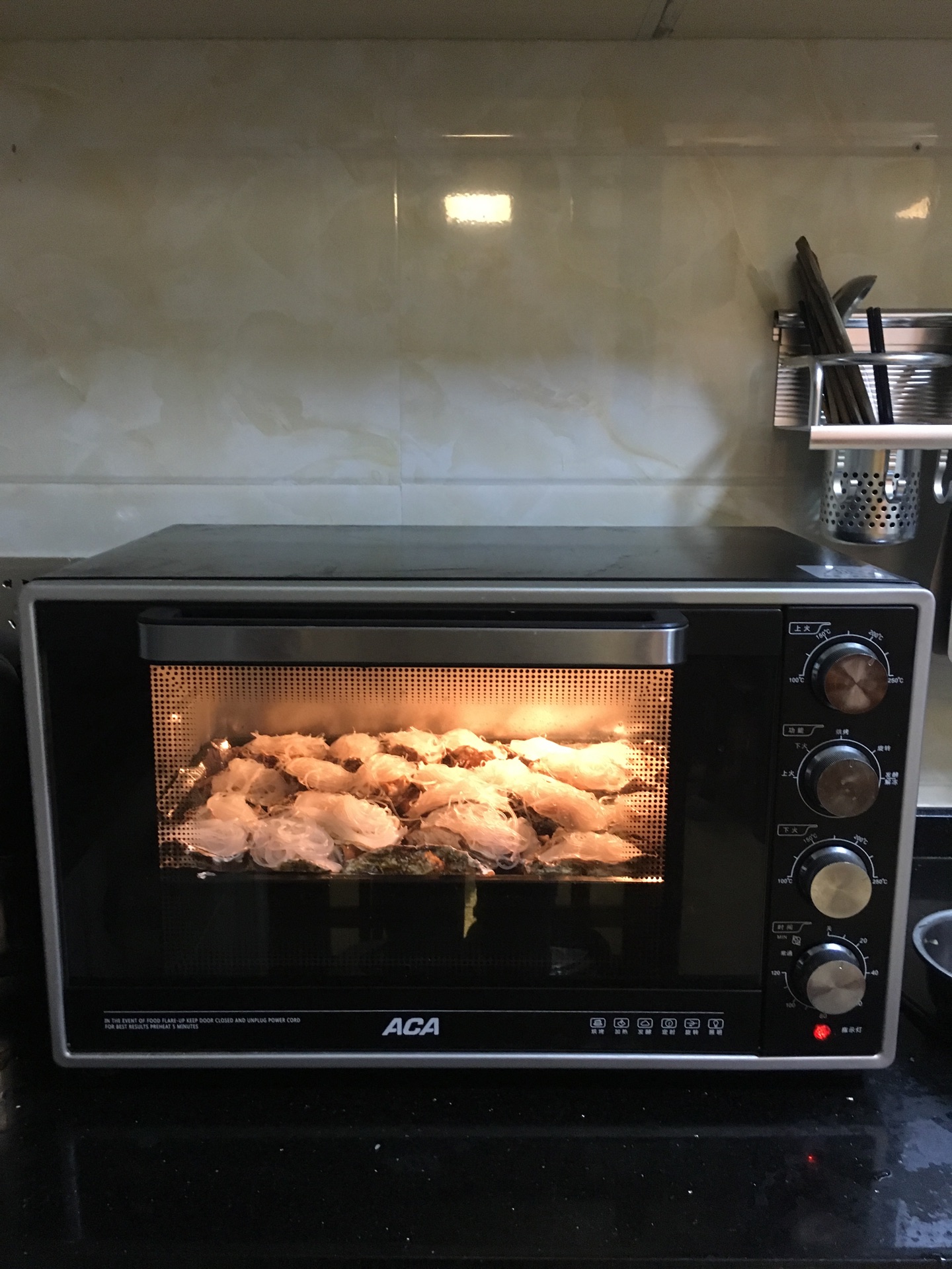 烤箱版烤生蚝的做法_【图解】烤箱版烤生蚝怎么做如何