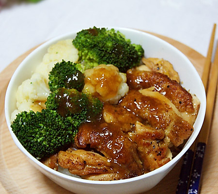 吉野家招牌鸡肉饭