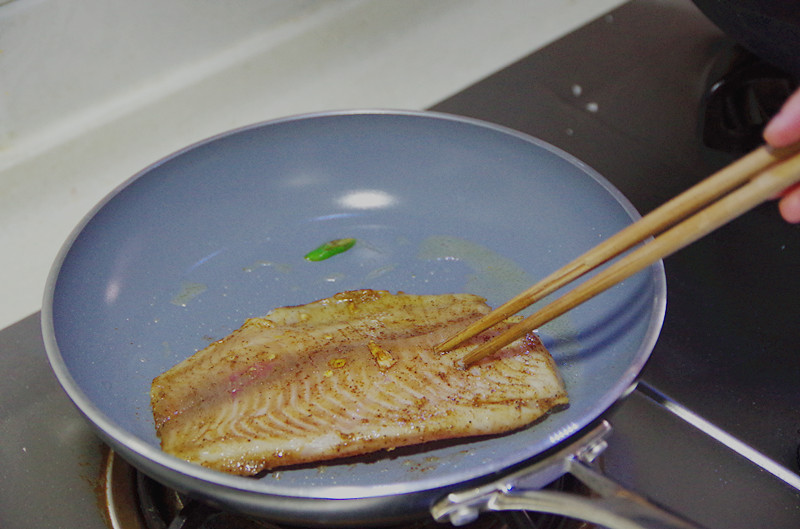 煎烤鲷鱼柳的做法