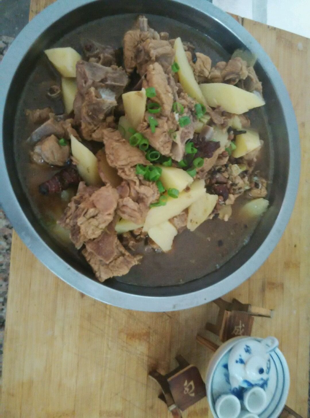 芸豆土豆炖排骨怎么做_芸豆土豆炖排骨的做法_豆果美食