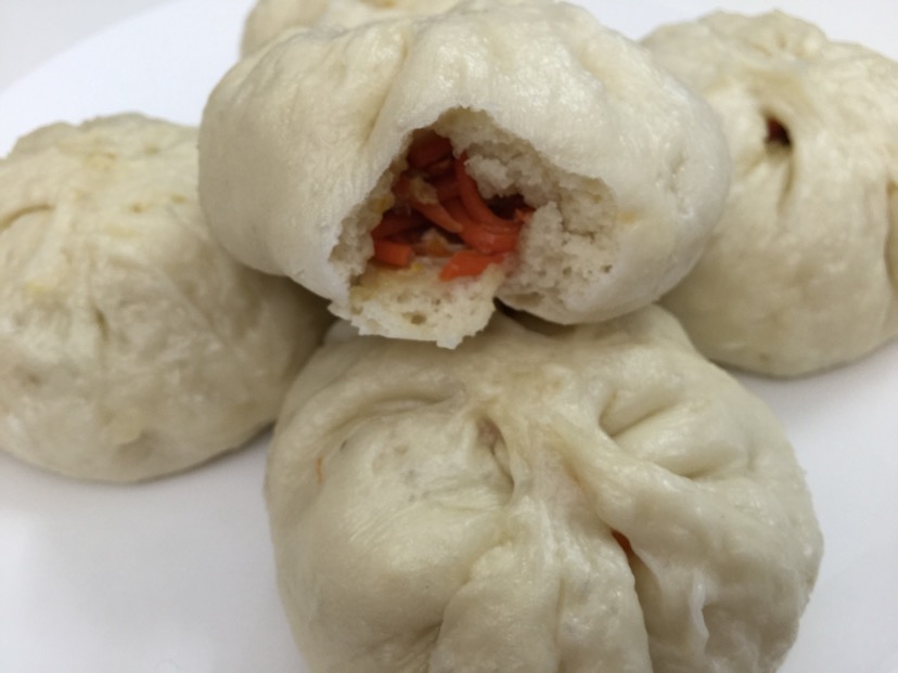 胡萝卜香菇肉包