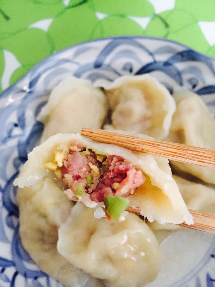 羊肉芹菜饺子的做法